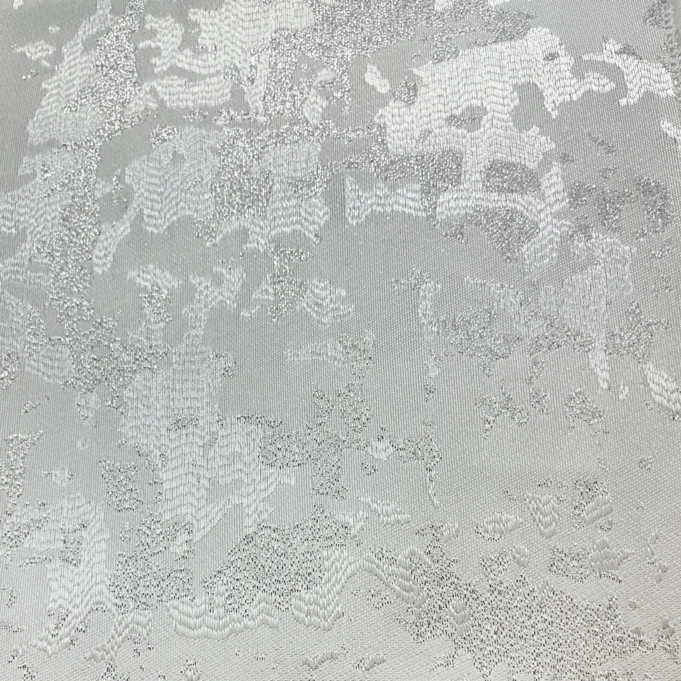پارچه پرده حریر ساتن سفید پتینه نقره ای عرض ۳ متر